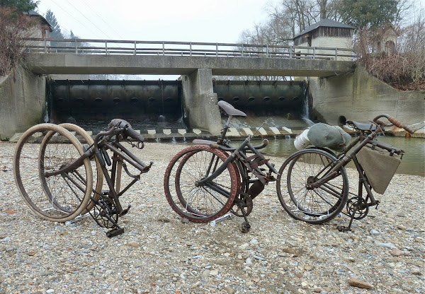 Folding military bicycles